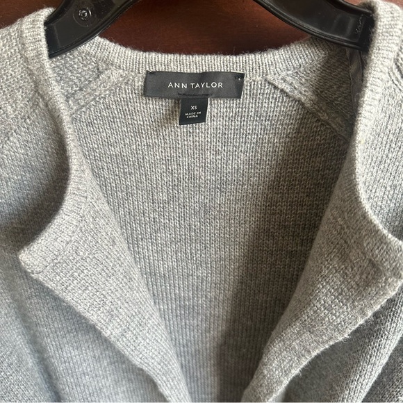 Ann Taylor Coatigan, GRAY belted cardigan sweater, duster, wrap, XS - Picture 2 of 6